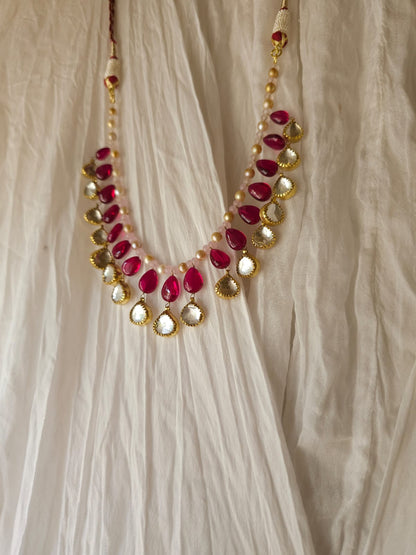 Ruh-kashmir blush necklace set