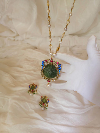 The sacred blue peacock pearl necklace set
