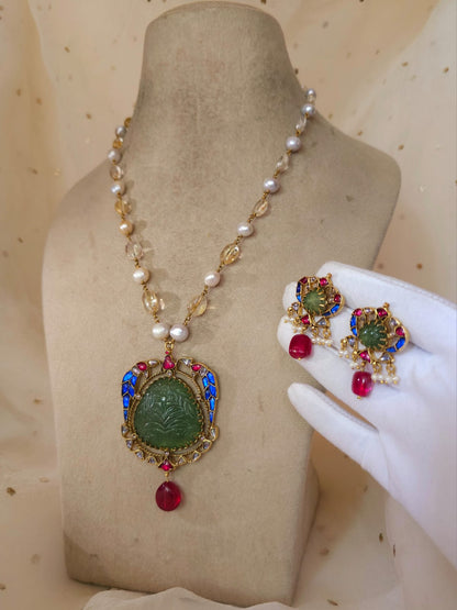 The sacred blue peacock spinel necklace set