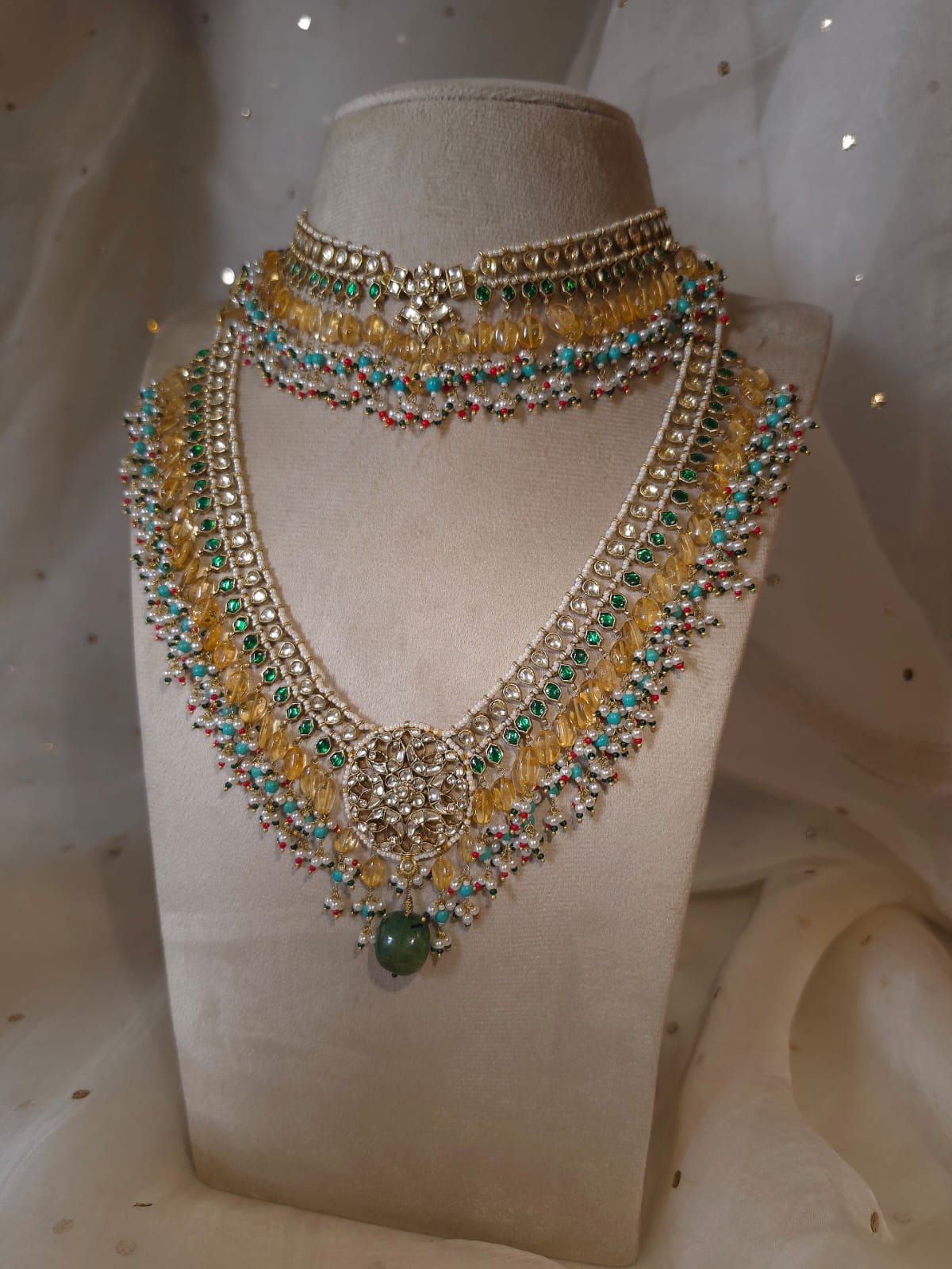 Chandpole choker necklace