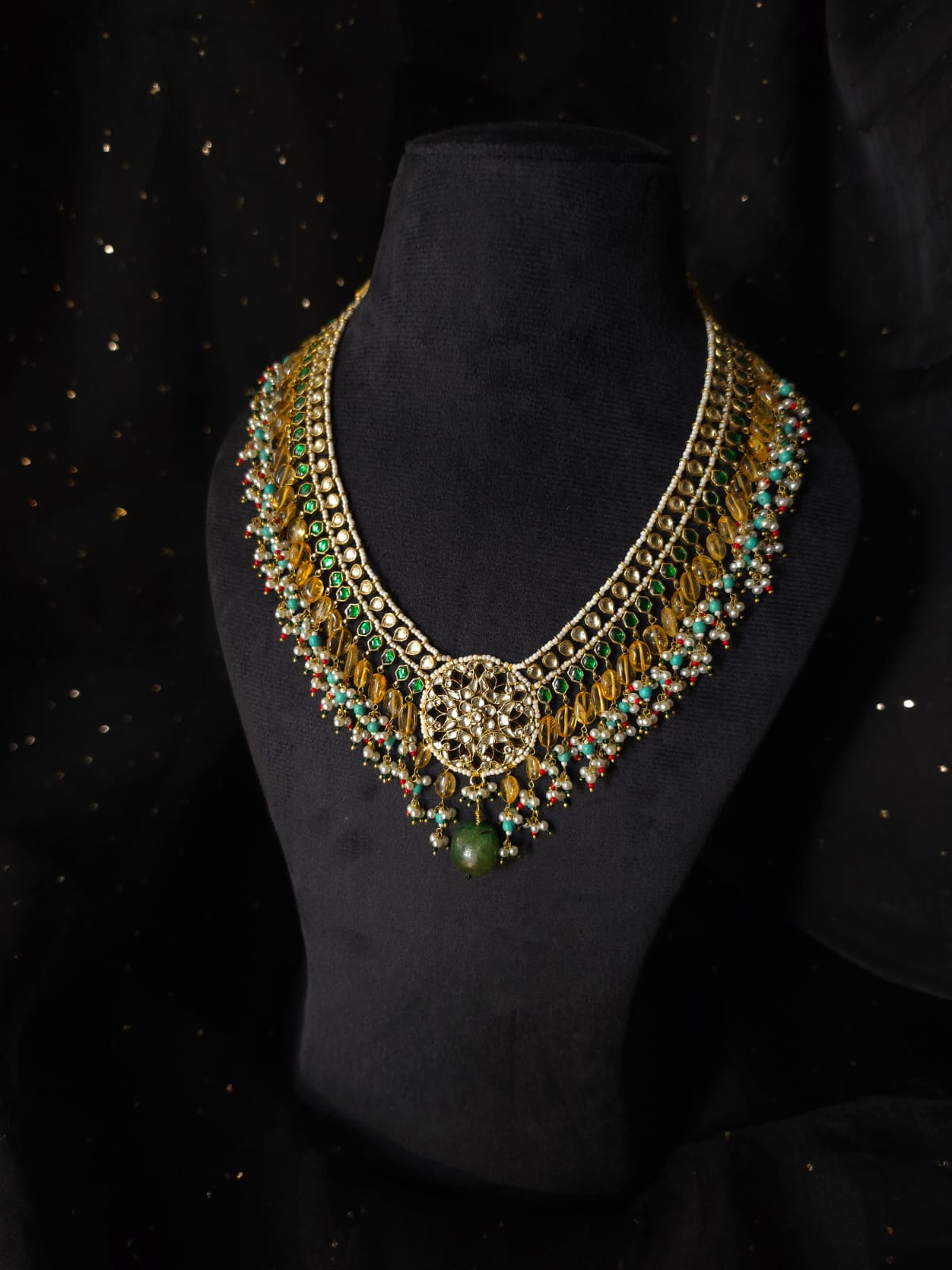 Chandpole queen necklace