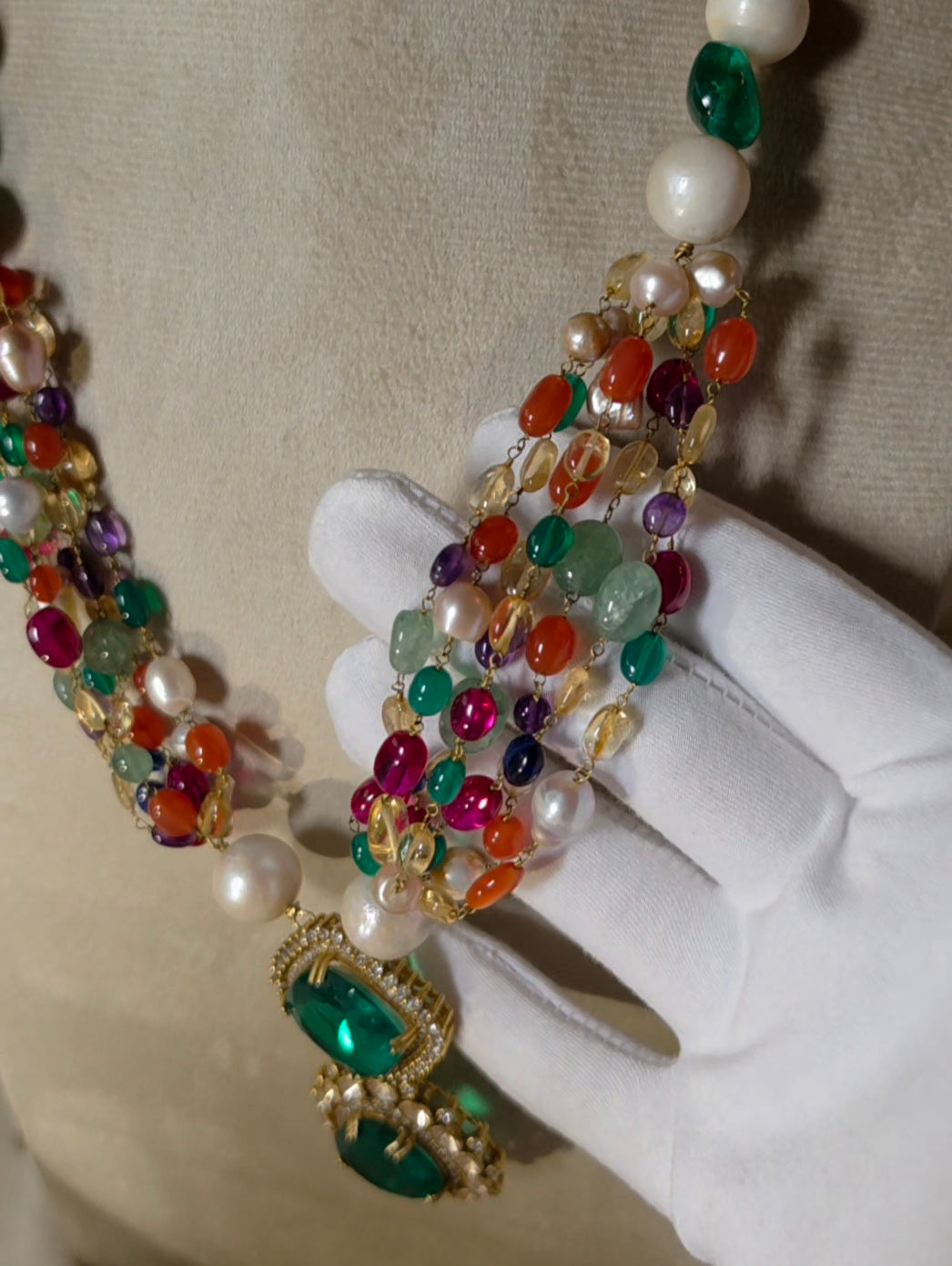 Shiraz navratan silver necklace
