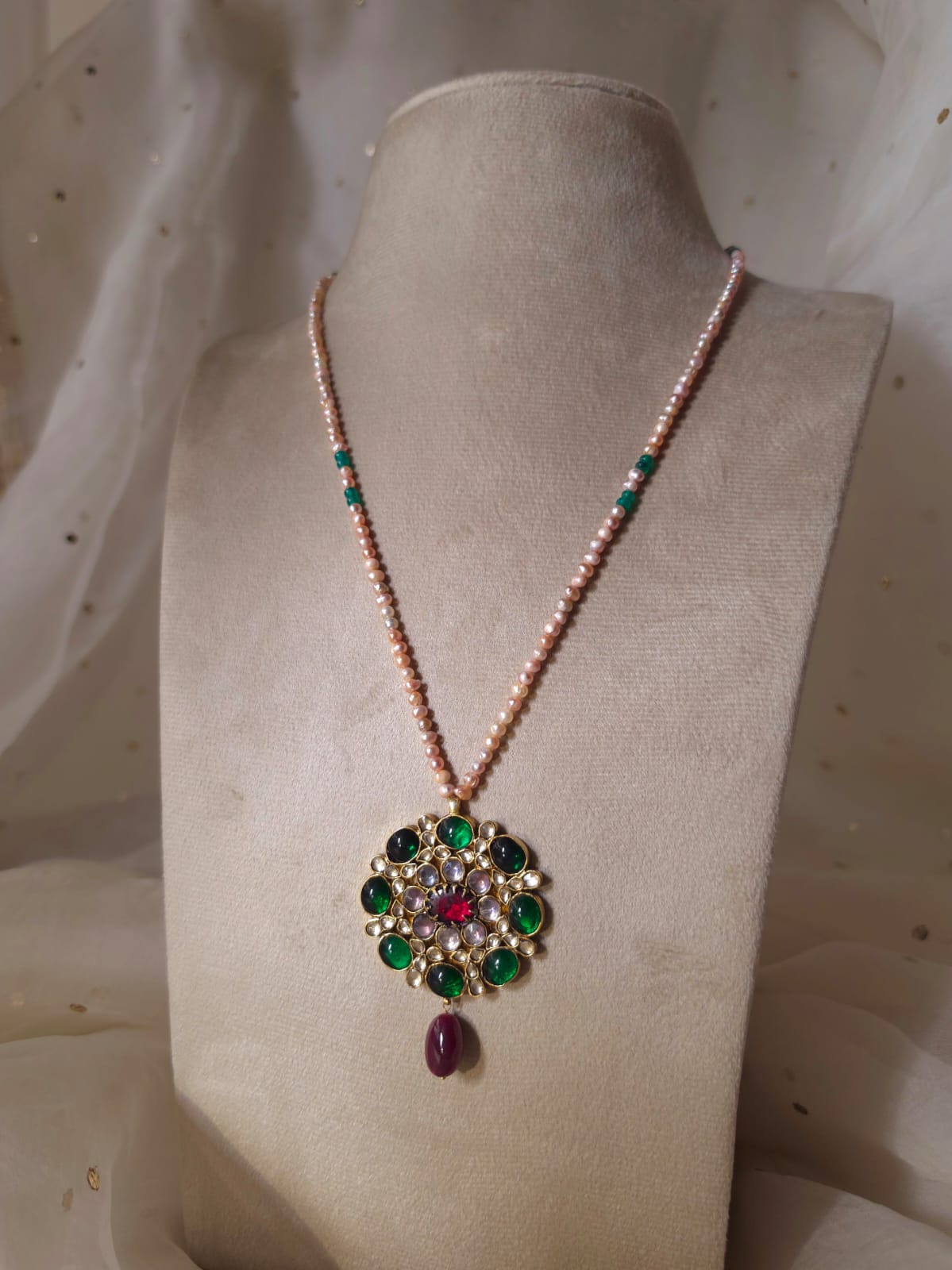 Holkar ruby necklace