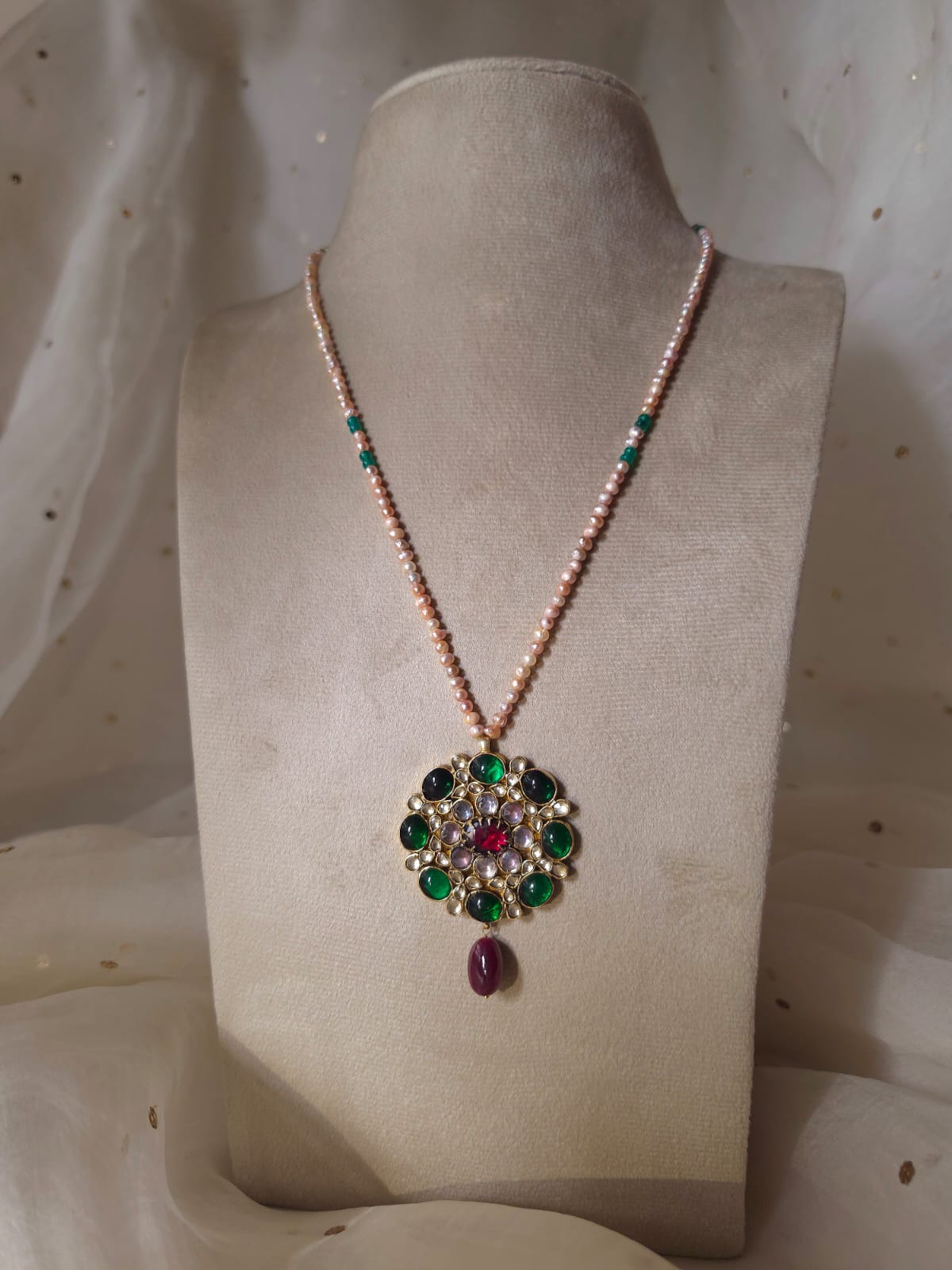 Holkar ruby necklace
