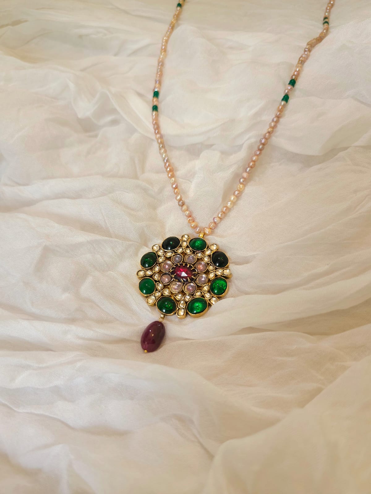 Holkar ruby necklace