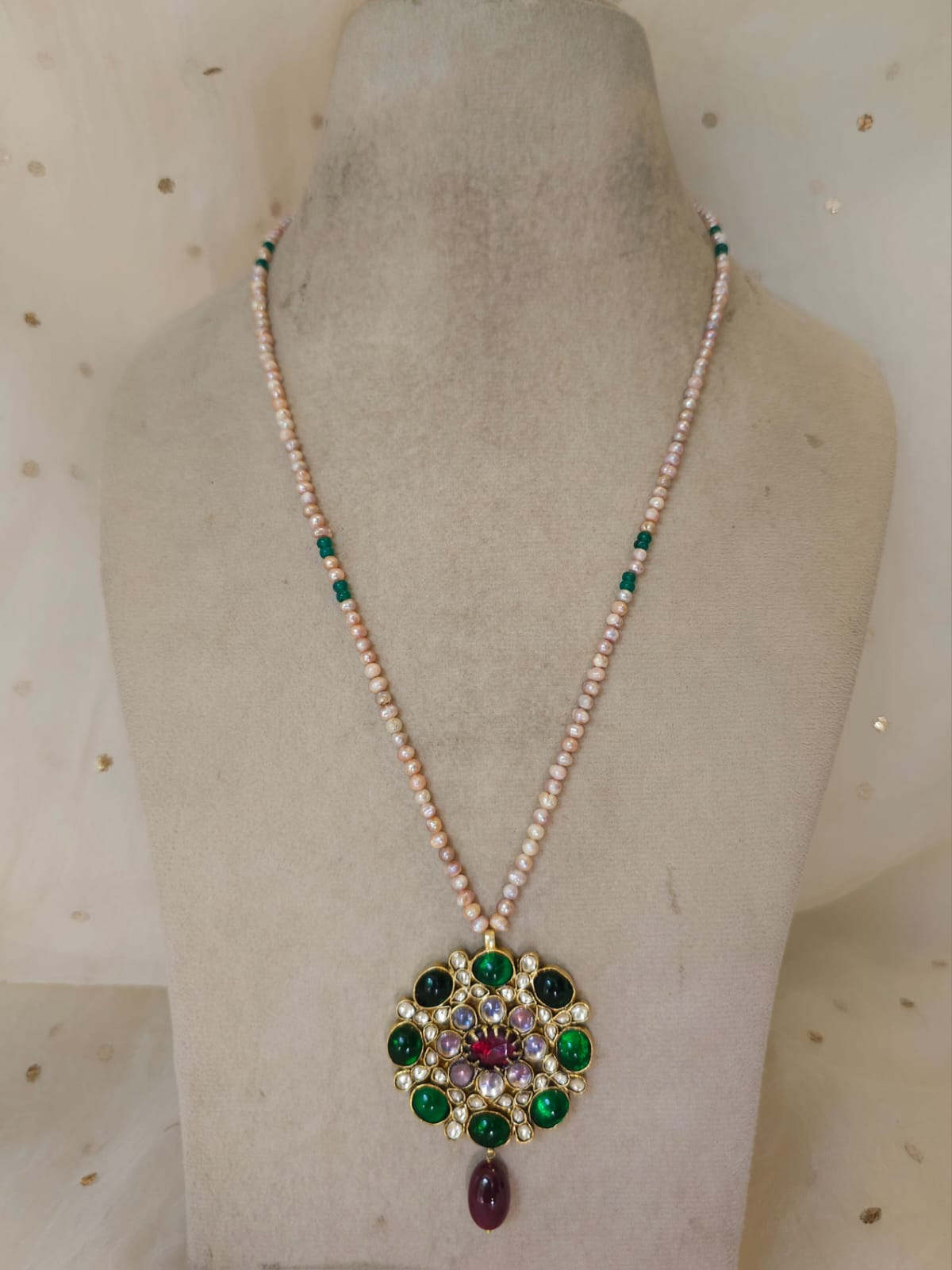 Holkar ruby necklace
