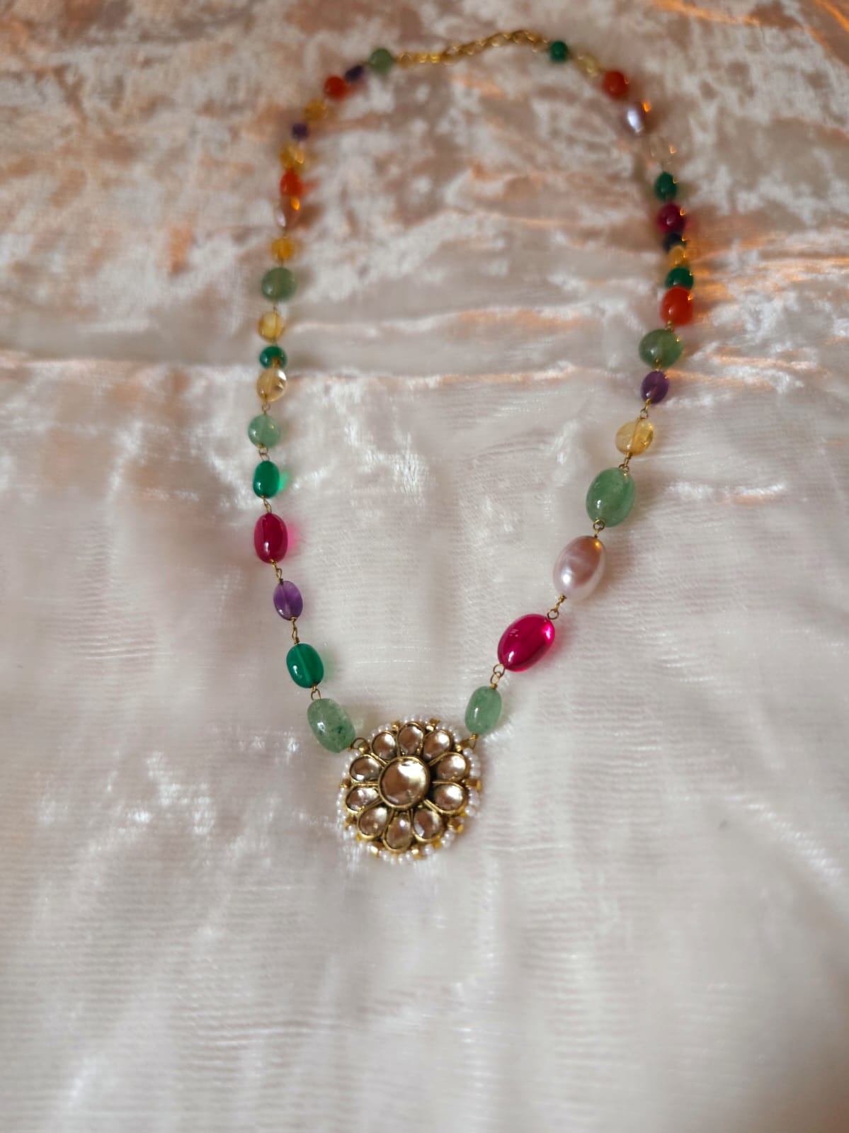 Avtaran chain necklaces