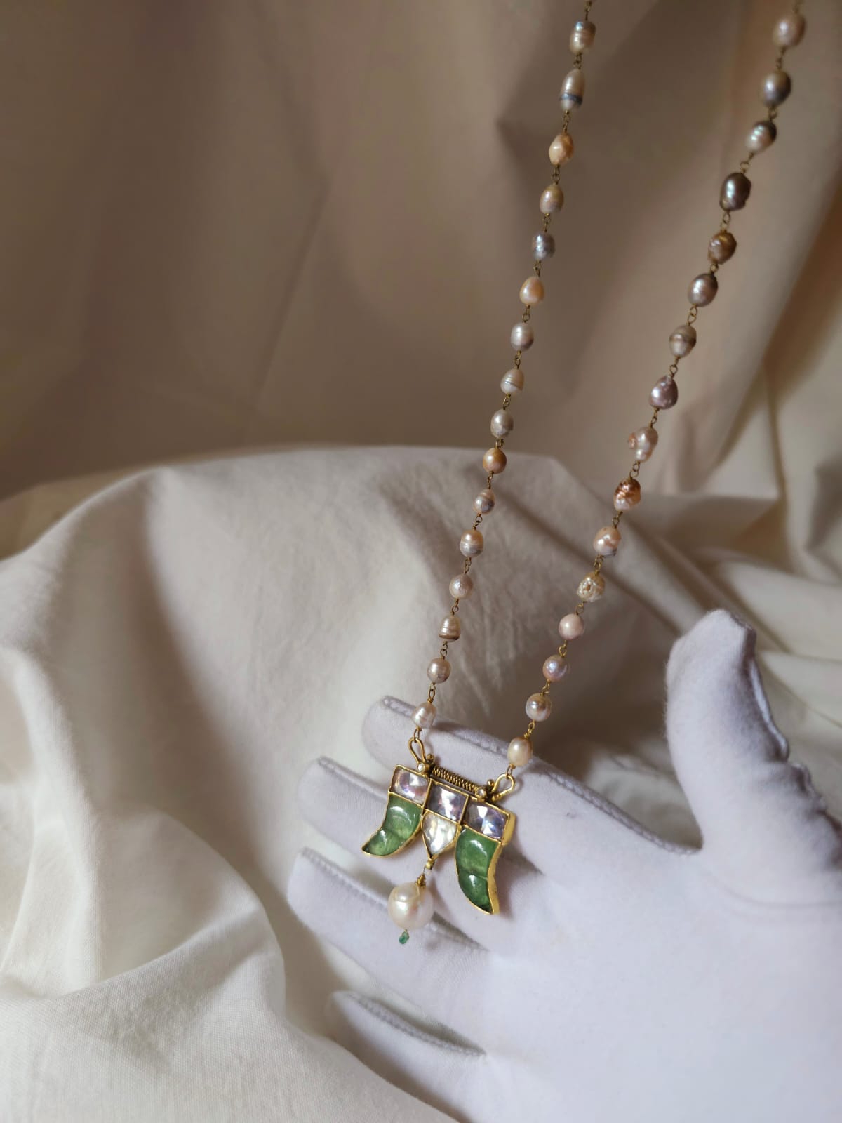 Khimsar oasis pendant necklace