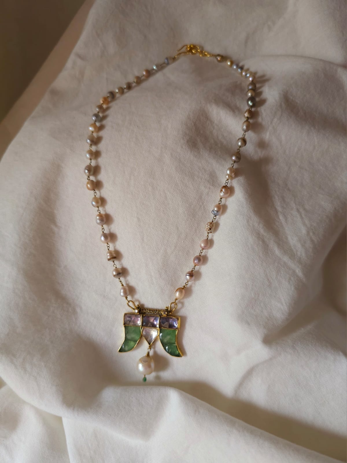Khimsar oasis pendant necklace