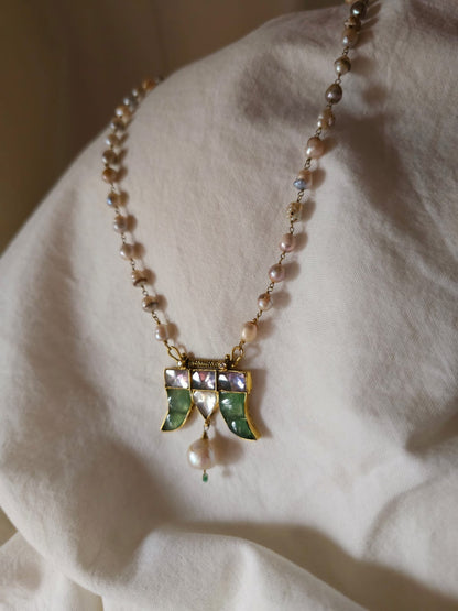 Khimsar oasis pendant necklace