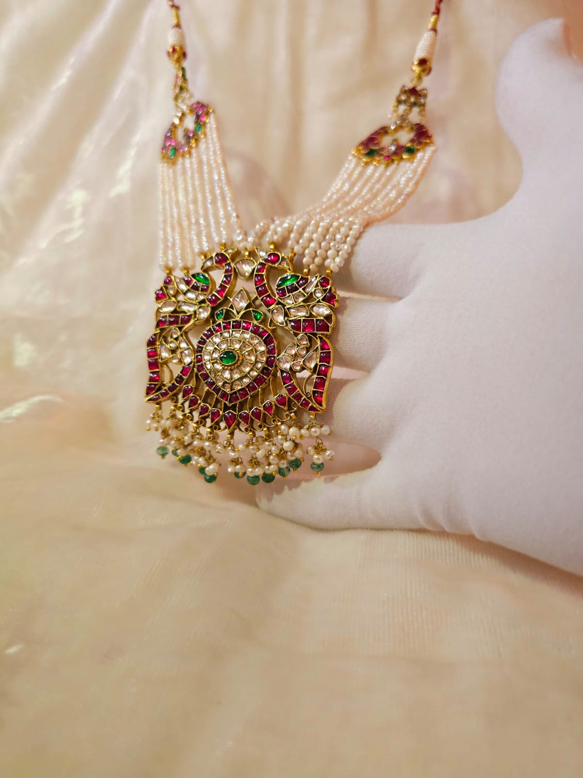 Pushkara queen necklace set