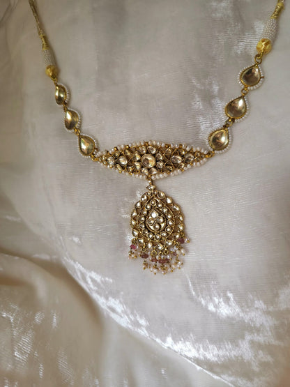 Hiranmayi tourmaline necklace set