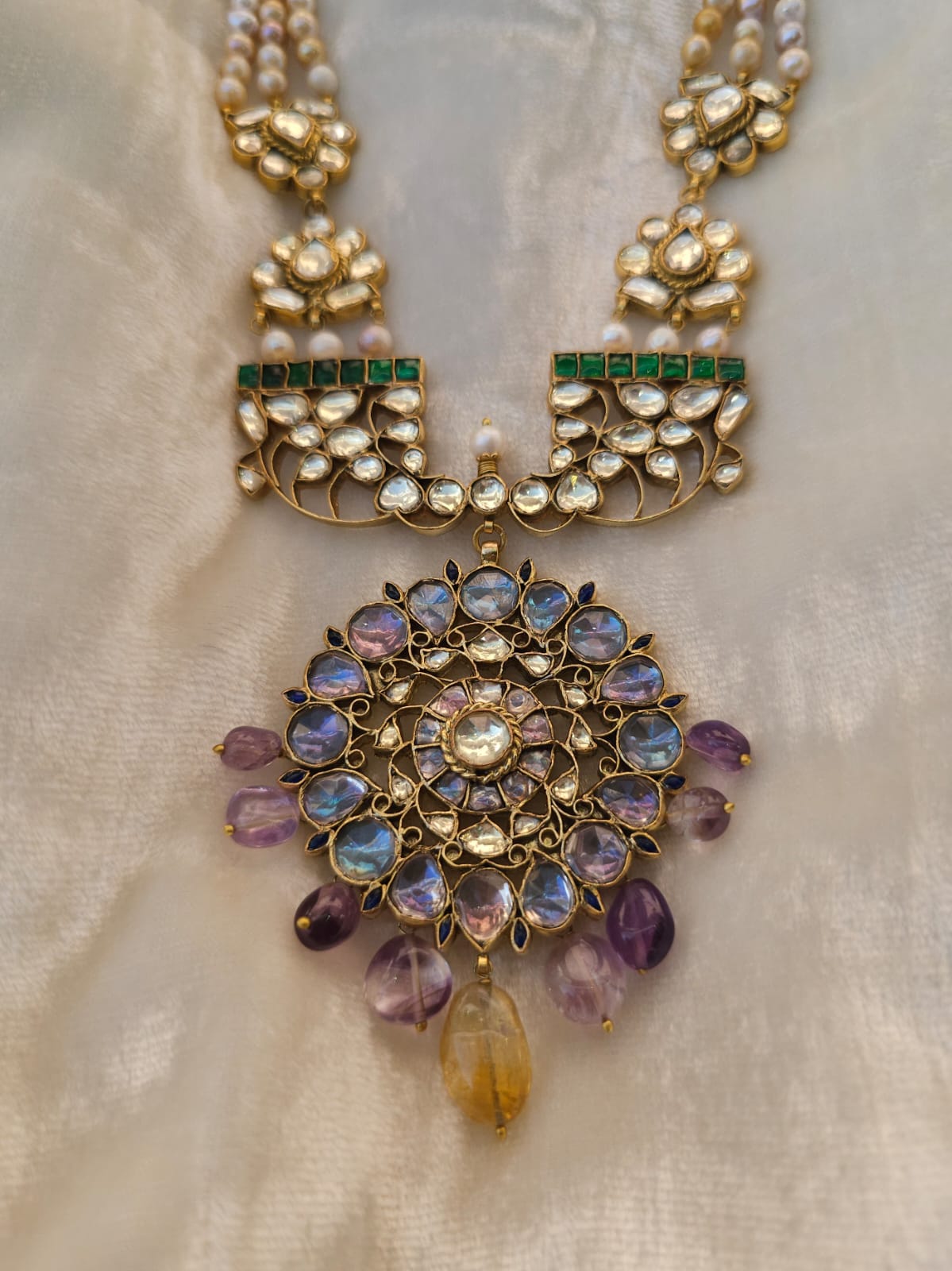 Pop nakshatra godhuli necklace set