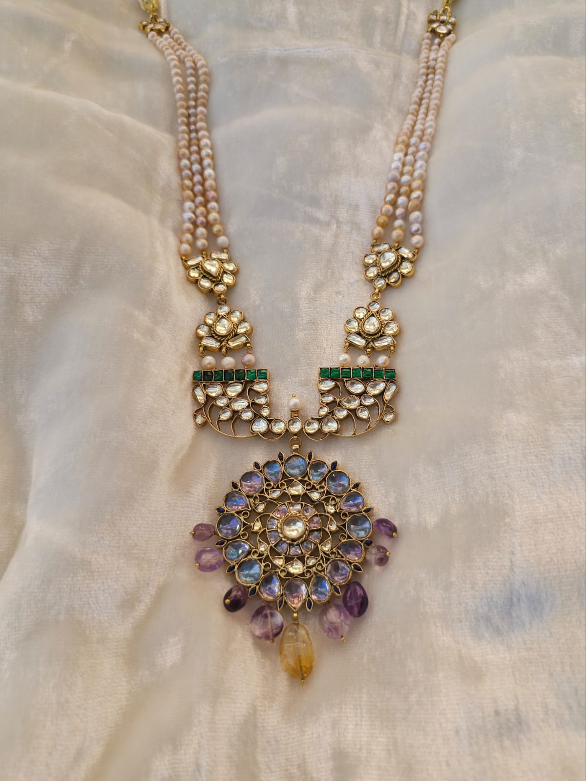 Pop nakshatra godhuli necklace set