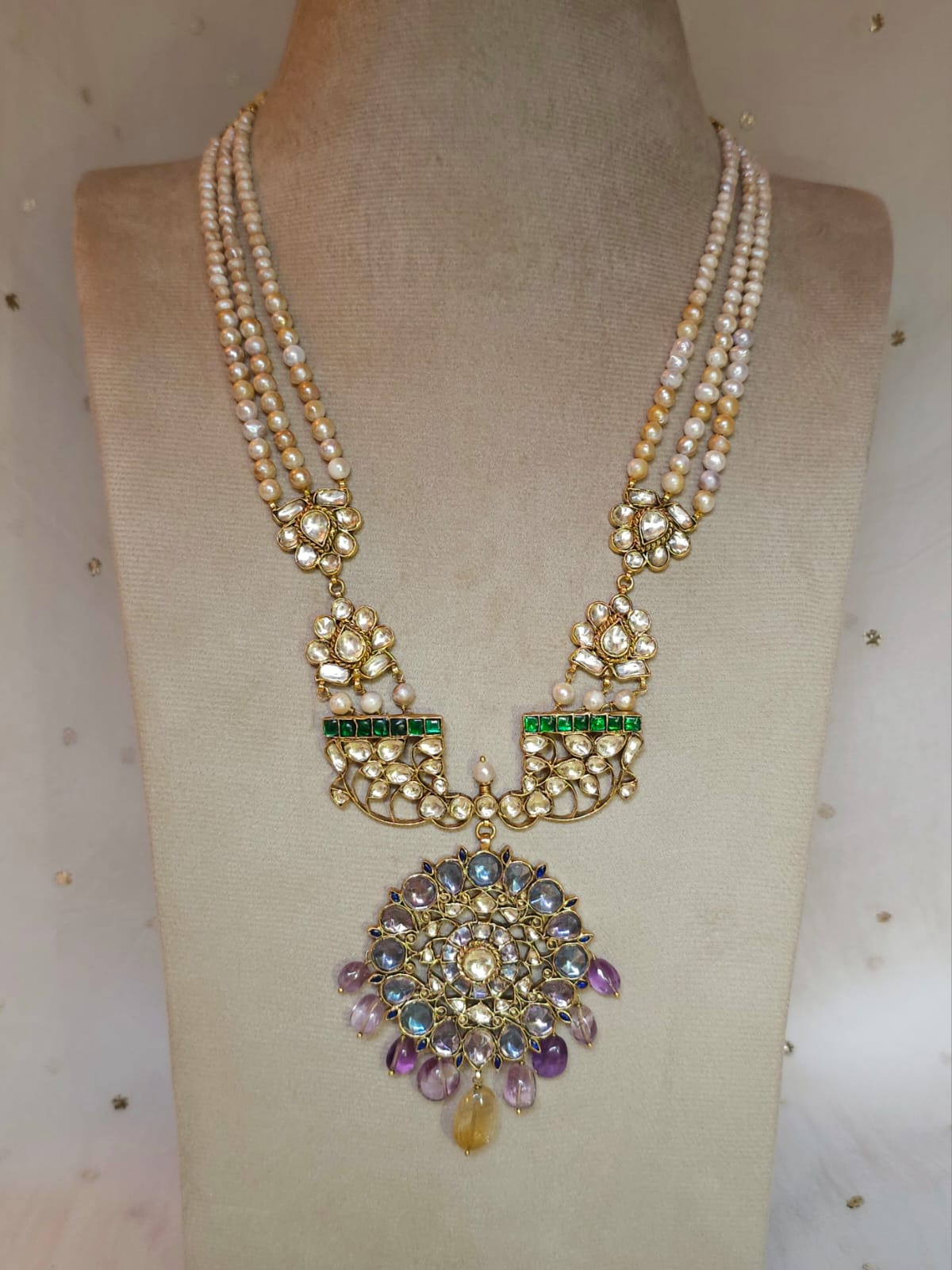 Pop nakshatra godhuli necklace set