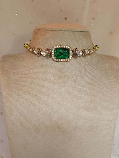 Divine bodhi choker