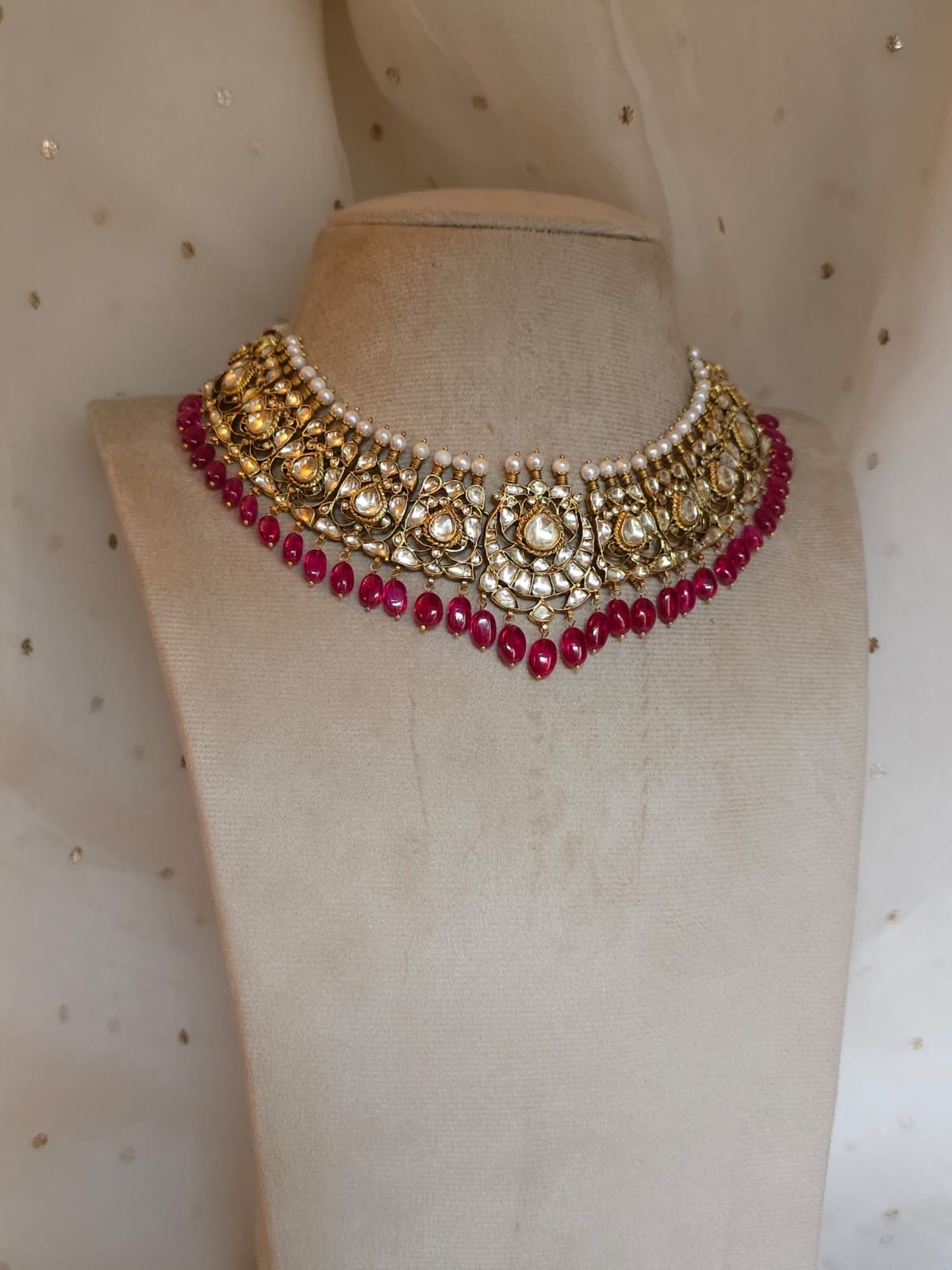 Queen of 19th century spinel necklace