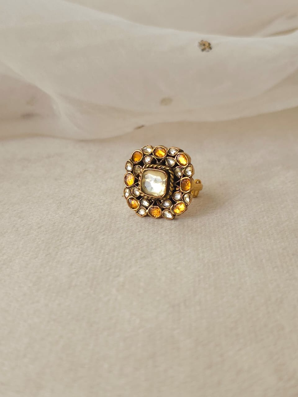 Goldenia ring