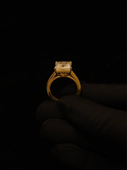 Princess cut moissanite diamond ring