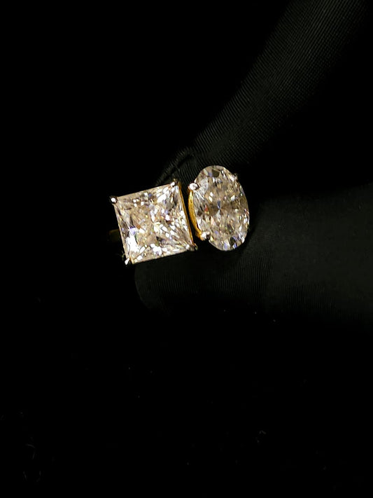 Toi Moi princess moissanite diamond ring