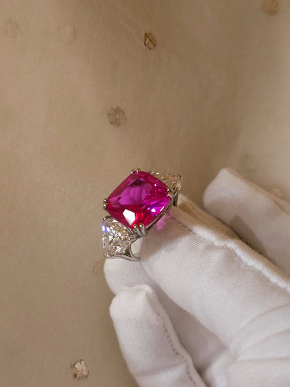 Miraval moissanite ring