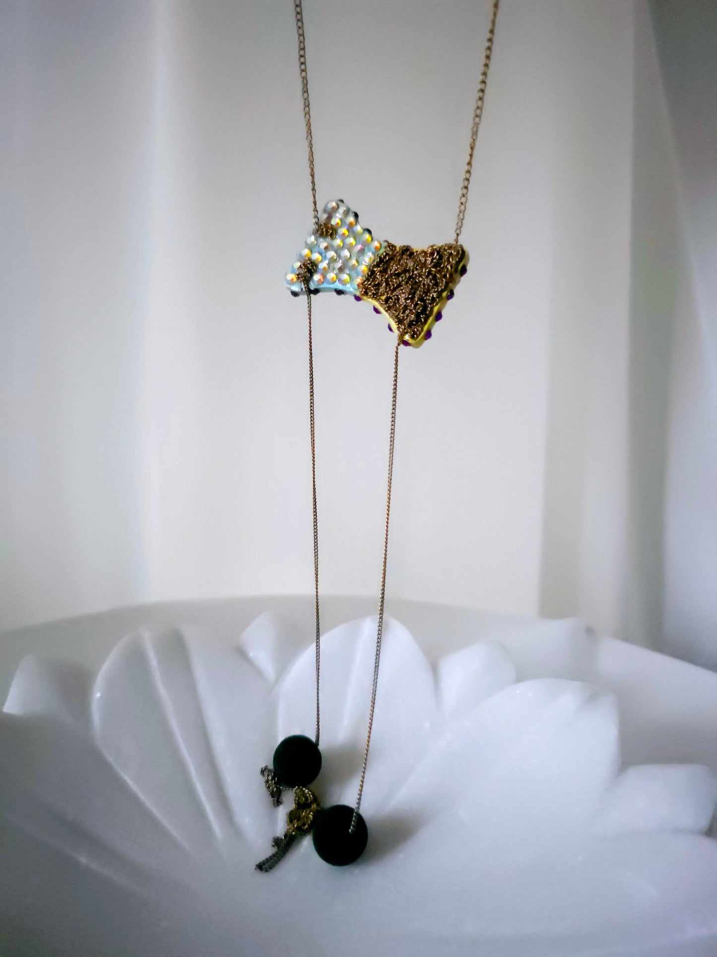 SOL NECKLACE 10