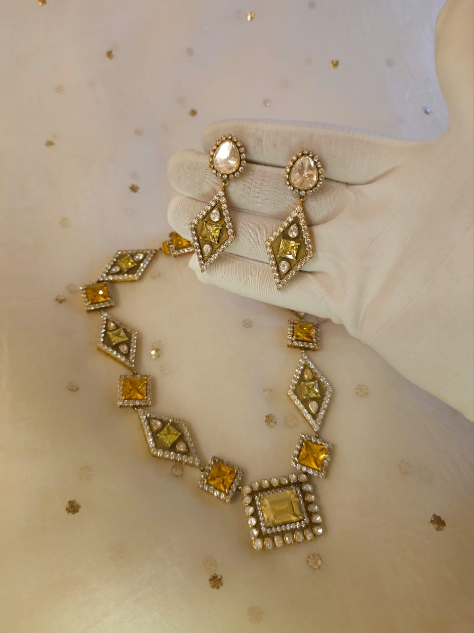 Carlton champagne silver earrings