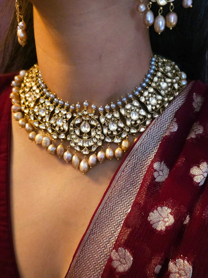 Late 19th century alloy necklace set