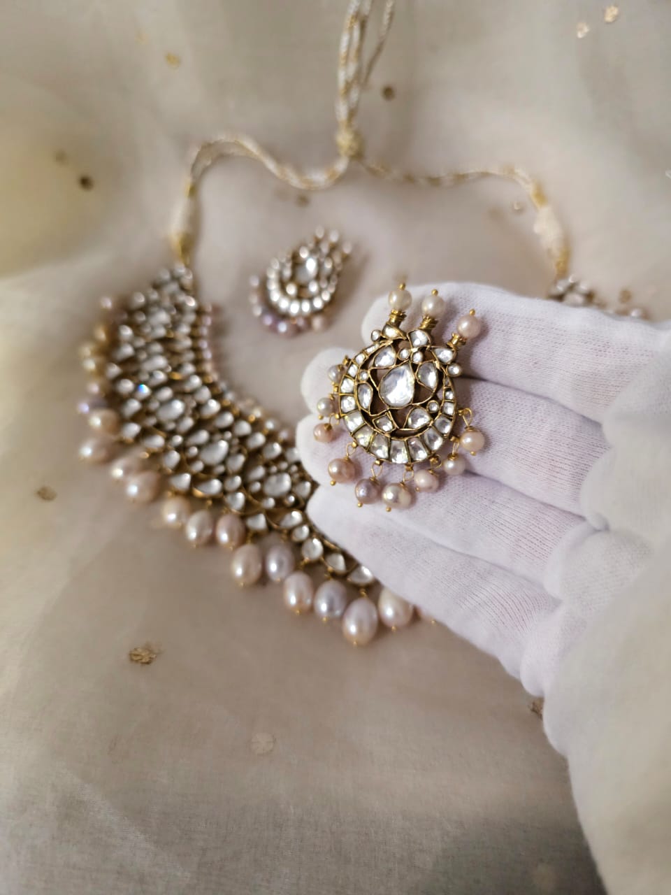 Dream of 19th century alloy necklace set