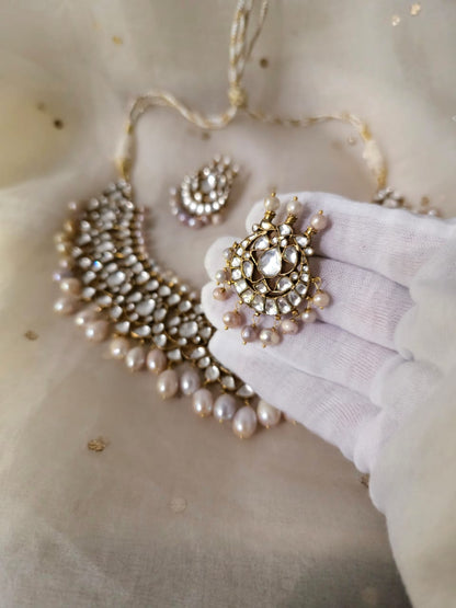 Dream of 19th century alloy necklace set
