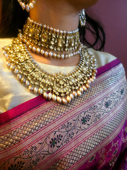 Late 19th century alloy necklace set