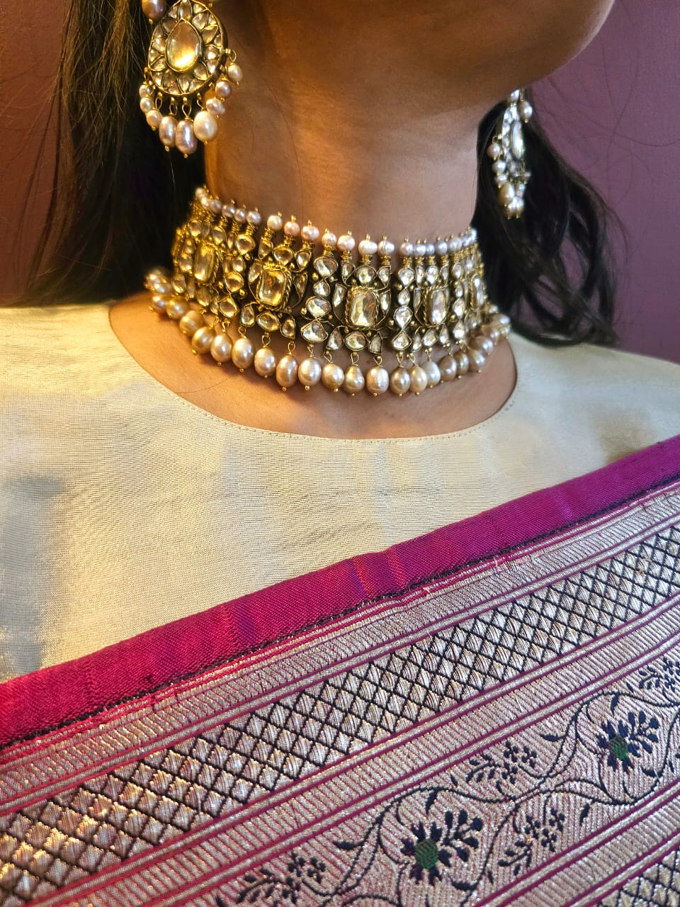 The galta gate silver necklace set