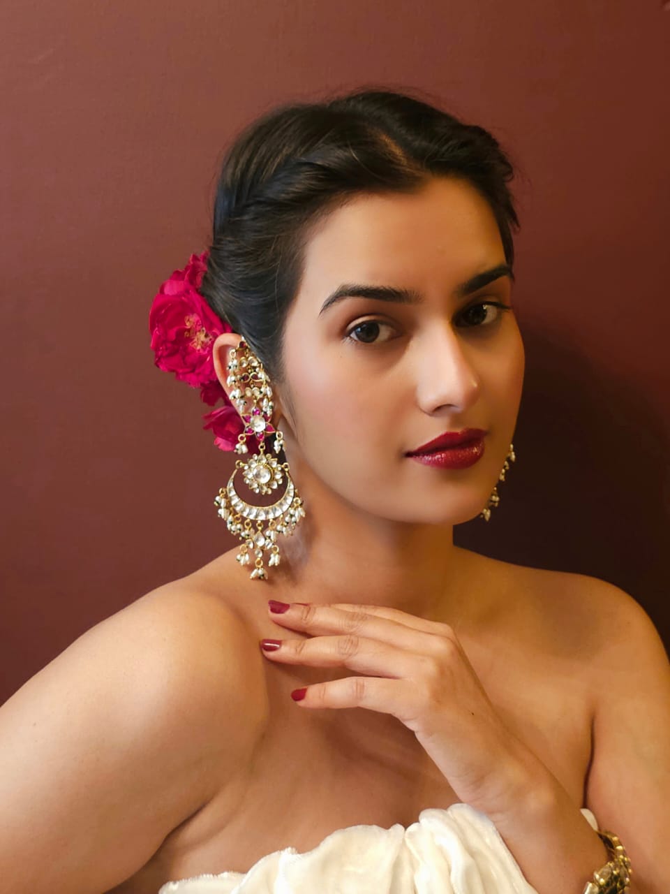Scarlet lotus chandbali