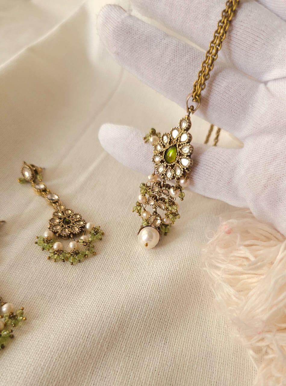 Rare peridot silver necklace set
