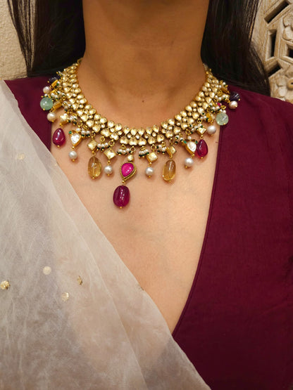 Winter gems necklace set