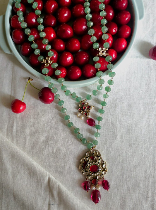 The panna meena antique necklace