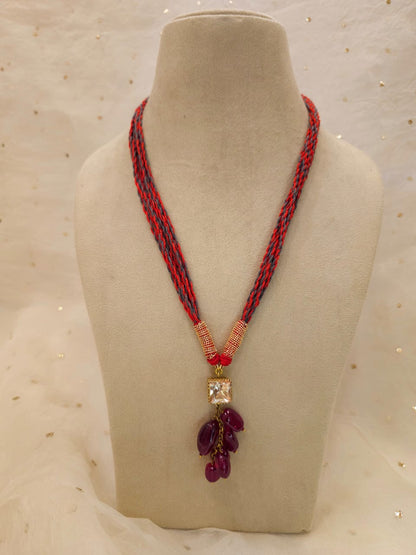 Syrah spinel silver necklace