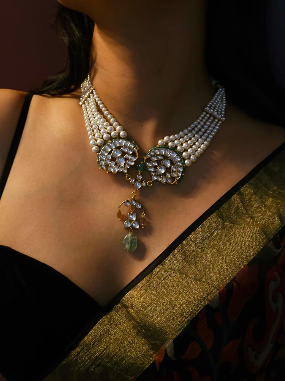 Vijada flexible pearl necklace