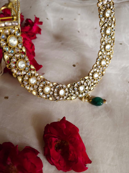 Queen Ayesha sleek necklace