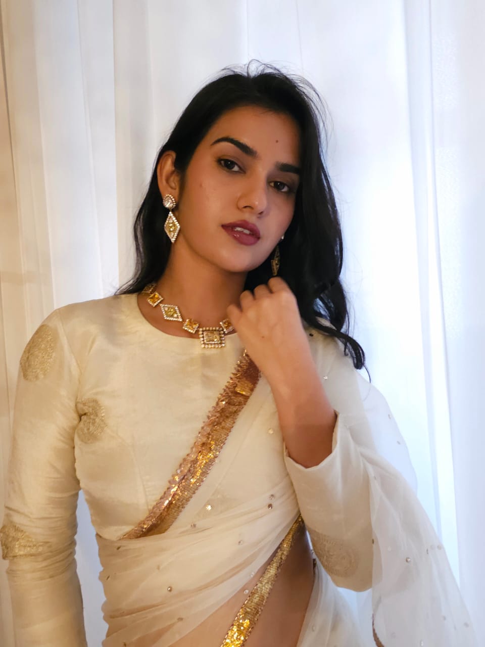 Carlton champagne silver earrings