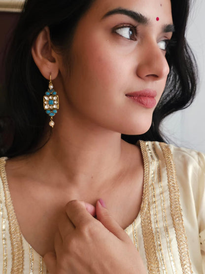 Turquoise d'art hook earrings