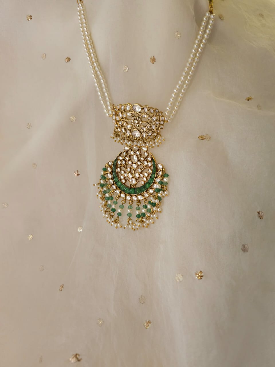 Neemrana chand necklace