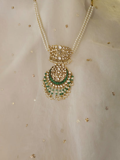 Neemrana chand necklace