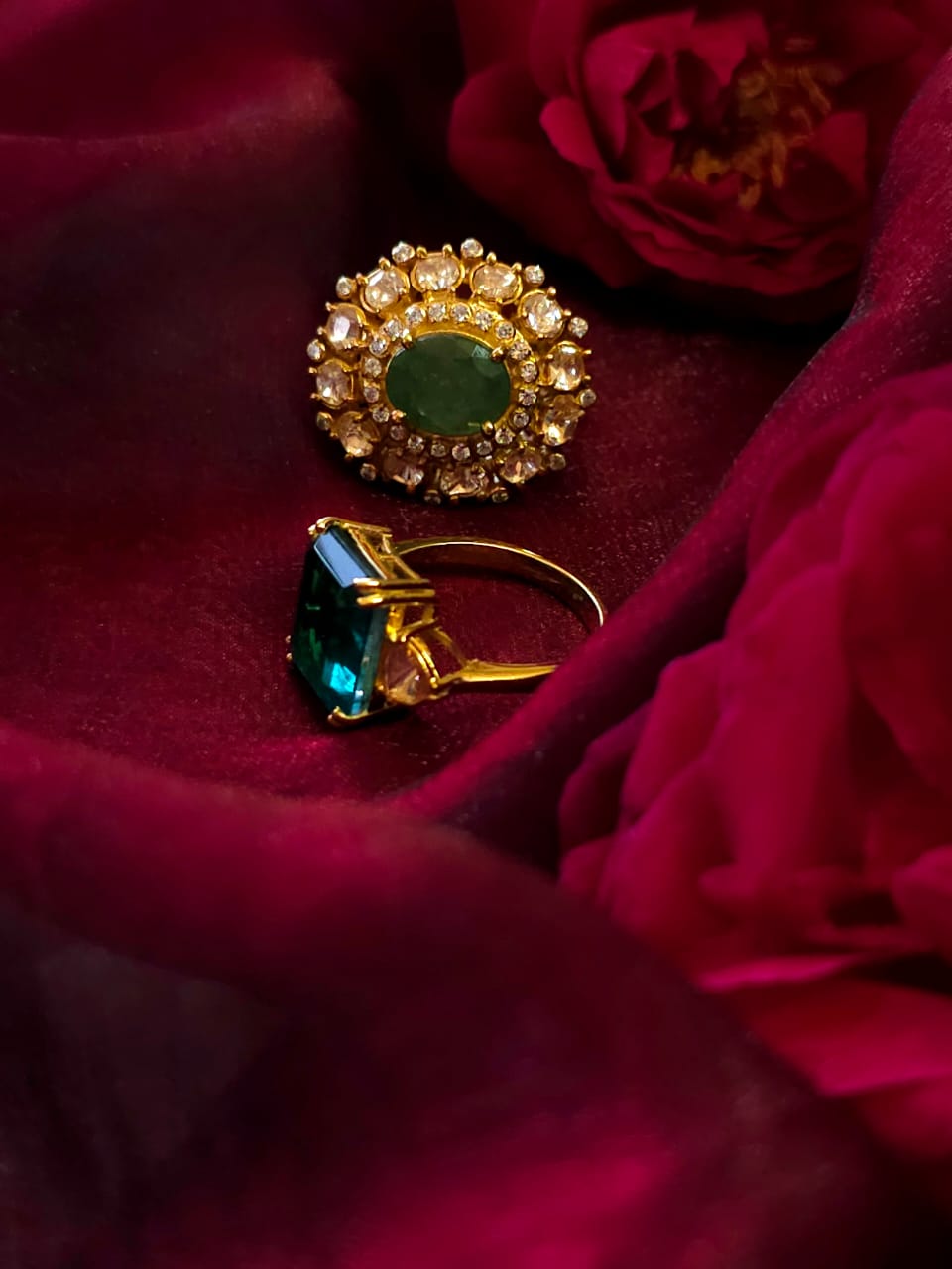 The green gate silver ring