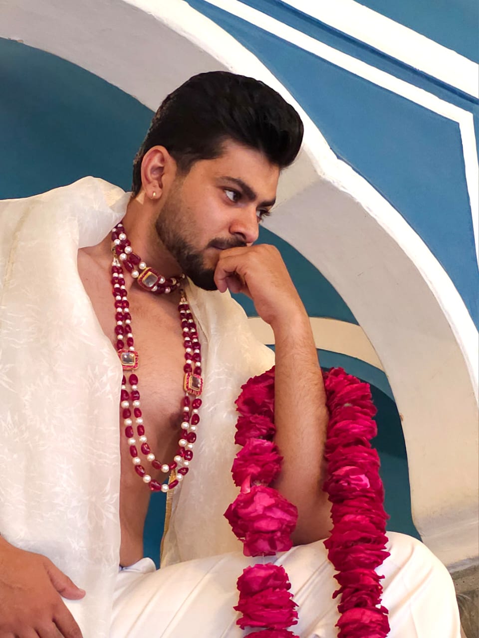 The imperial mauryan choker