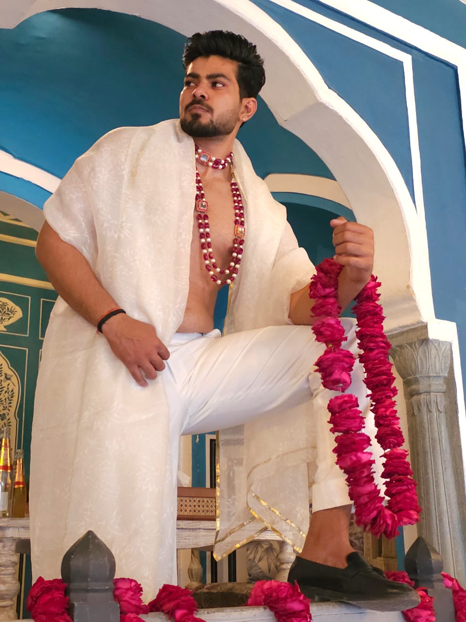 The imperial mauryan choker