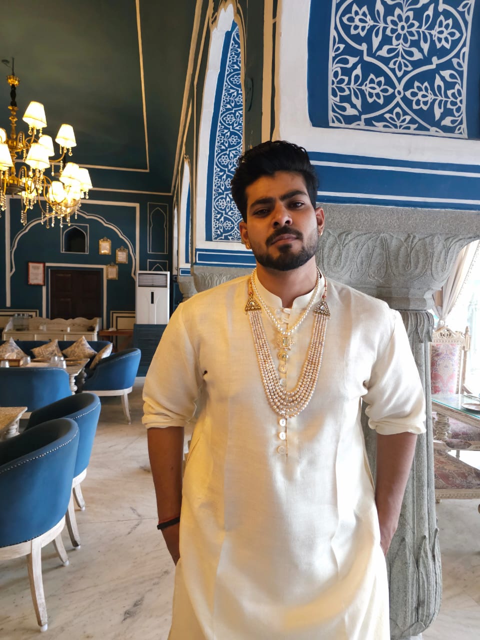 Maharaja unisex pearl necklace