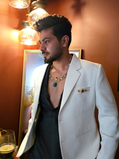 Pepper queen beryl necklace