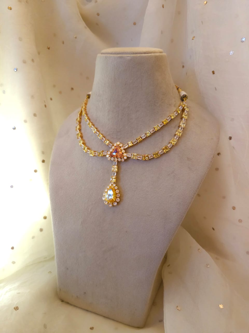 Sonja champagne silver necklace