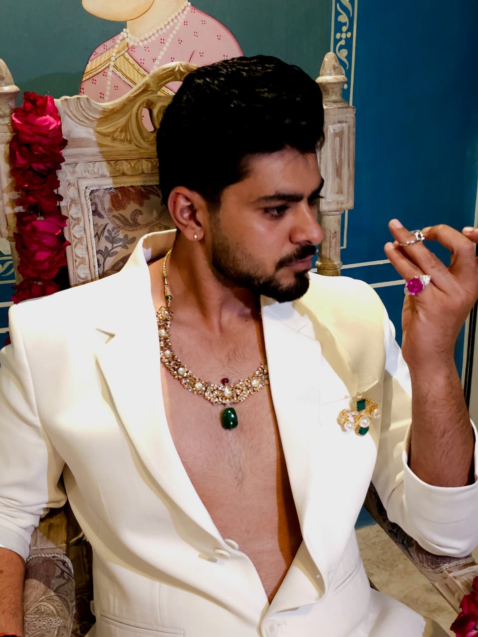 Pepper queen beryl necklace